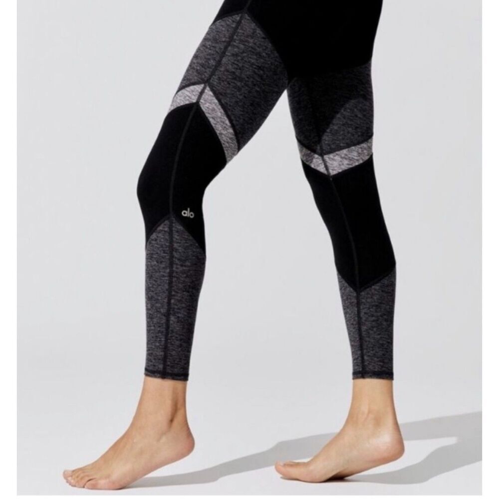 Alo Yoga Sheila Alosoft 7/8 Leggings Size Small Black Gray Activewear Pilates